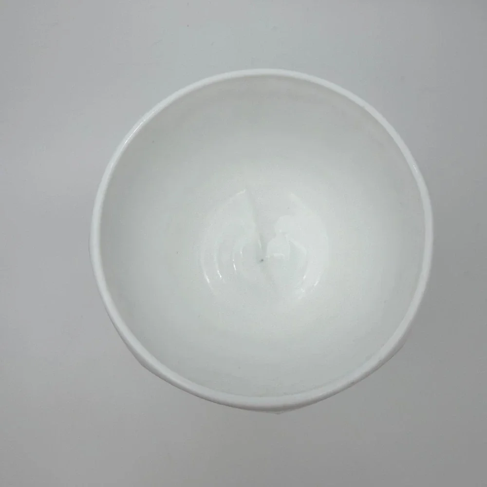 Vintage Milk Glass Grape‎ Pedestal Bowl Compote White Scalloped Dish